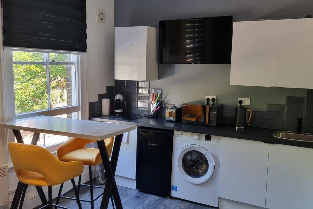 Central London Studio 1Bedroom Exterior photo